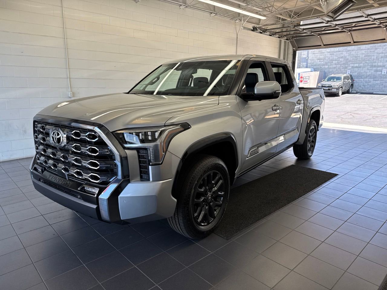 New 2026 Toyota Tundra Platinum AWD/4WD image 4