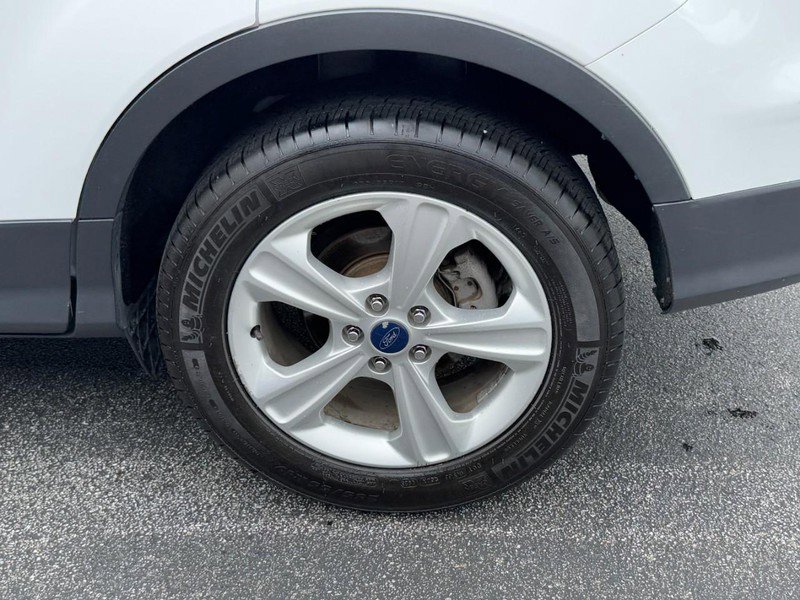 Used 2016 Ford Escape SE w/ Equipment Group 201A FWD image 7