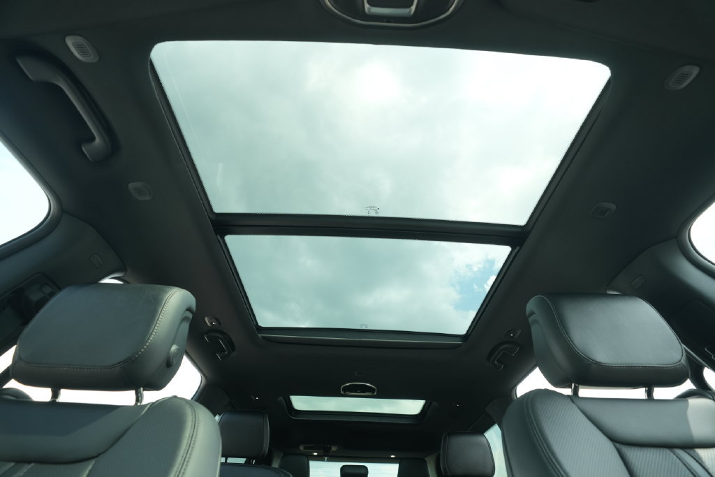 New 2026 Jeep Grand Wagoneer Limited AWD/4WD image 10