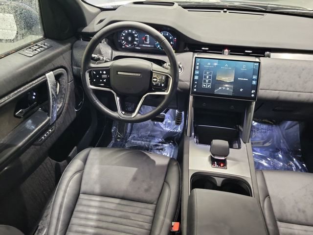 Certified 2025 Land Rover Discovery Sport Dynamic SE image 11
