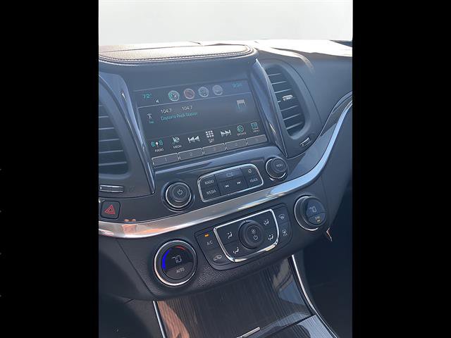 Used 2017 Chevrolet Impala LT w/ Convenience Package FWD image 14