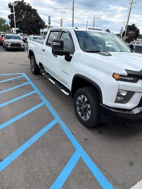Used 2022 Chevrolet Silverado 2500 Custom w/ Custom Value Package AWD/4WD image 3