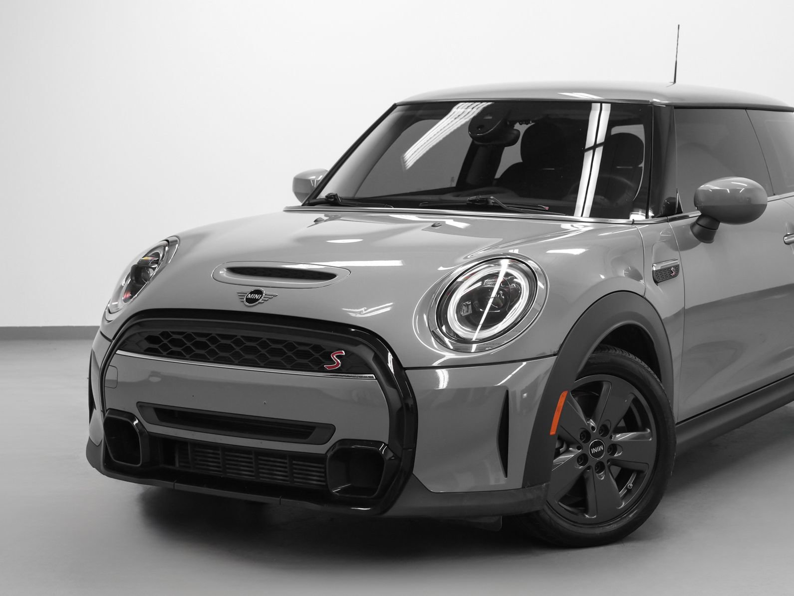 Used 2022 MINI Cooper S image 7