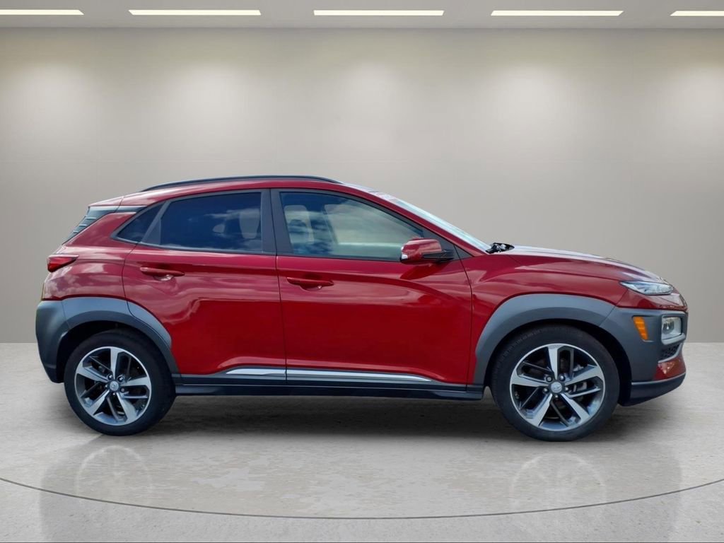 Used 2021 Hyundai Kona Ultimate w/ Cargo Package AWD/4WD image 2