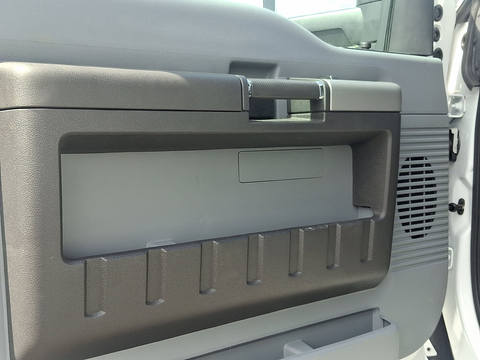 New 2025 Ford F750 2WD SuperCab Super Duty image 9