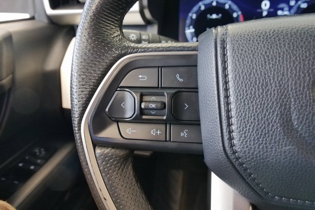 Used 2024 Toyota Tacoma TRD Off-Road image 25