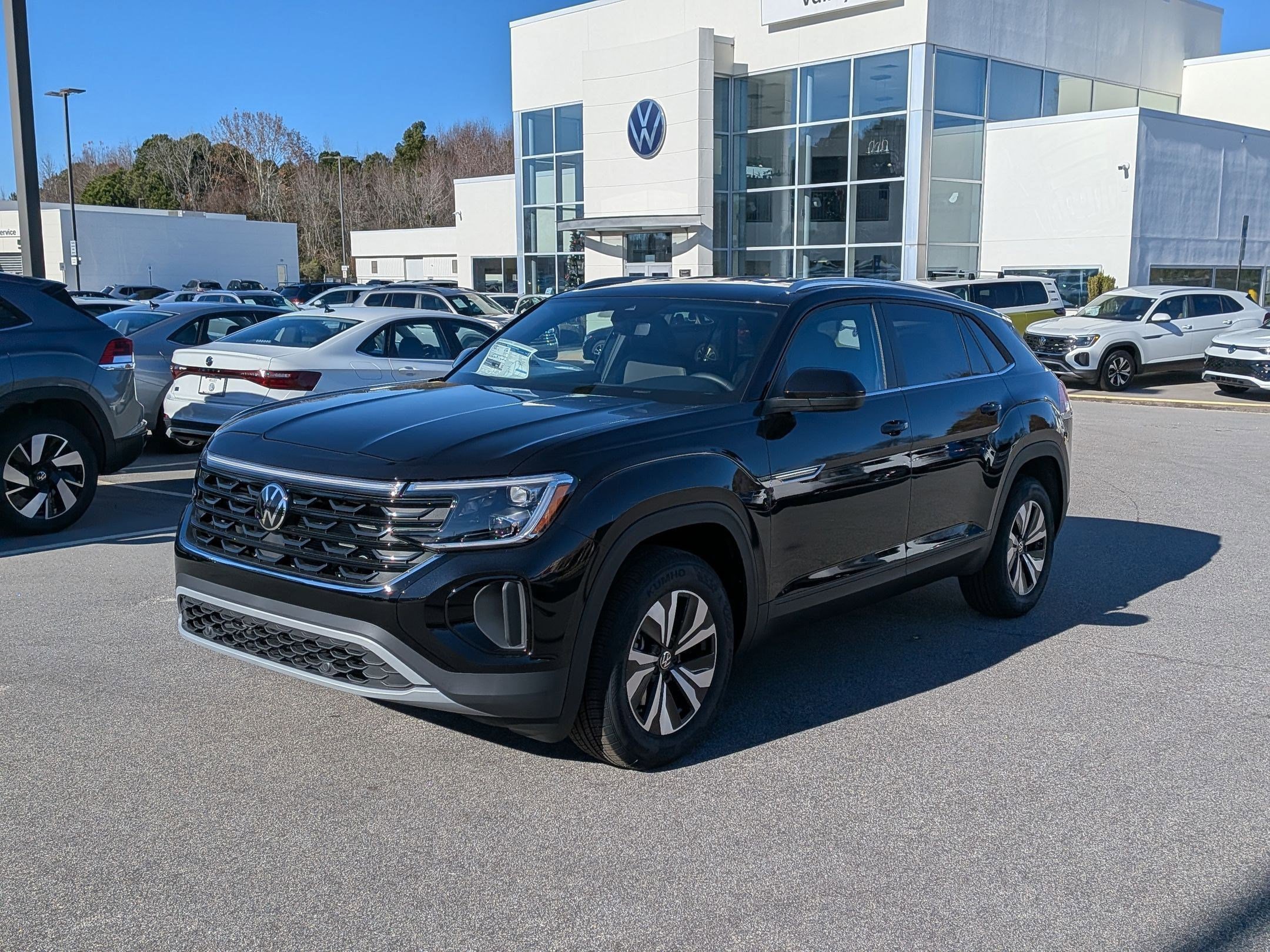 New 2026 Volkswagen Atlas Cross Sport SE AWD/4WD image 7