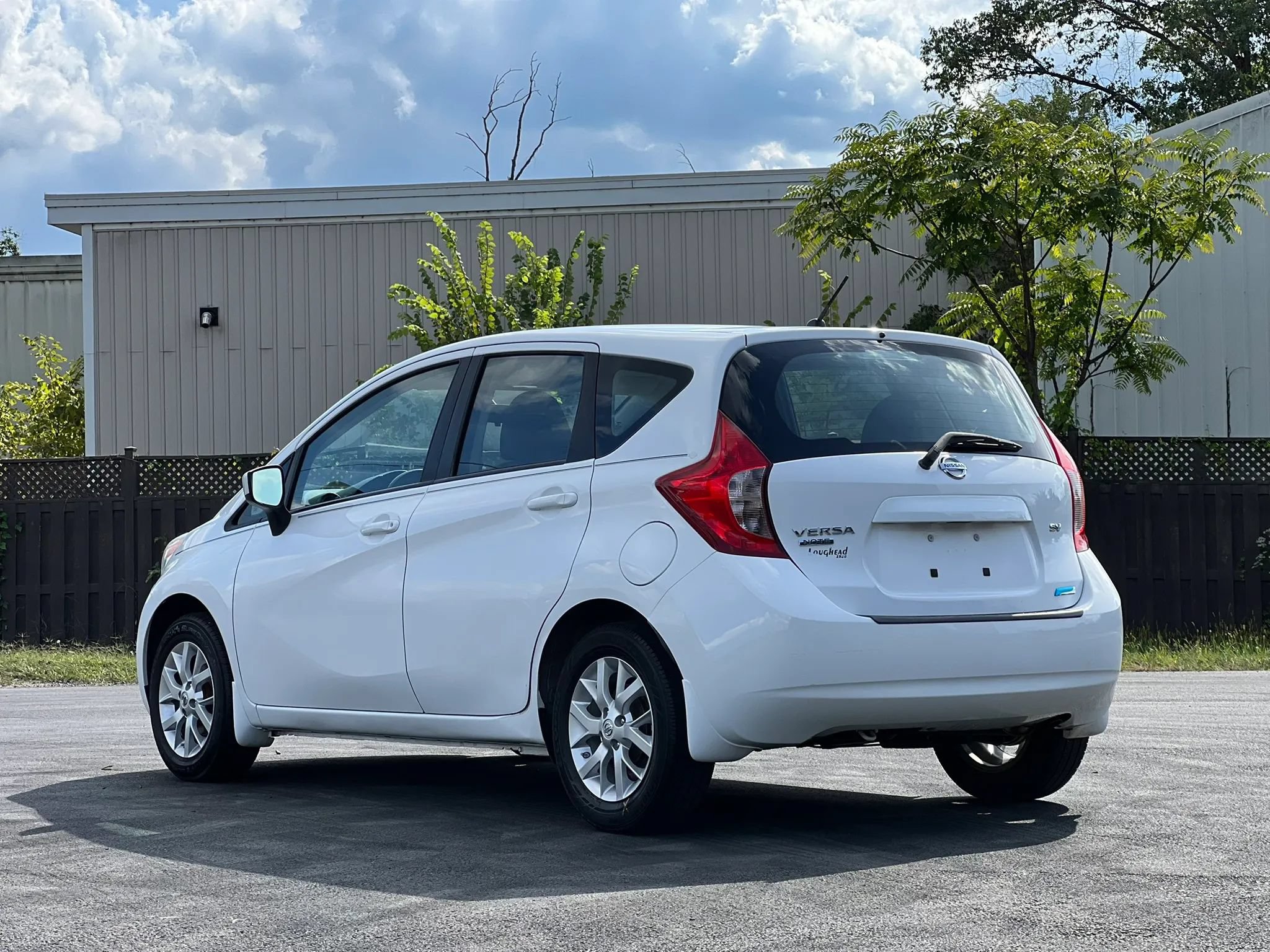 Used 2015 Nissan Versa Note SV w/ SV Appearance Package FWD image 3