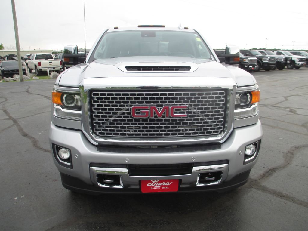 Used 2017 GMC Sierra 3500 Denali w/ Duramax Plus Package AWD/4WD image 14
