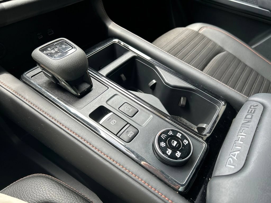 Certified 2025 Nissan Pathfinder Rock Creek AWD/4WD image 36