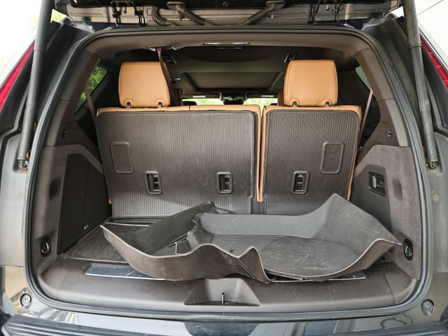 Used 2023 Cadillac Escalade Sport AWD/4WD image 38