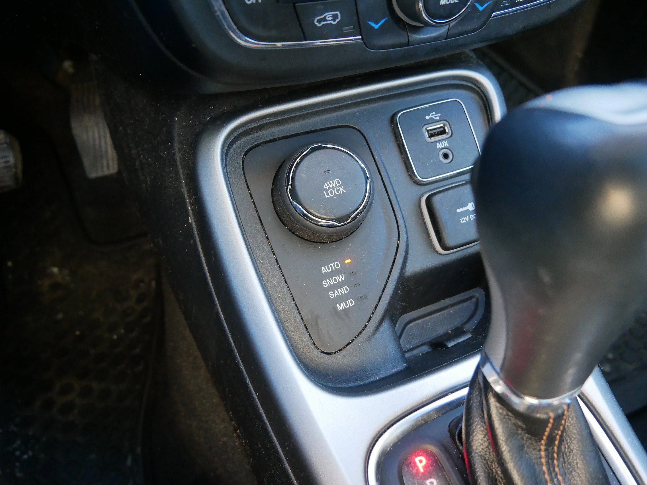 Used 2018 Jeep Compass Latitude w/ Popular Equipment Group image 29