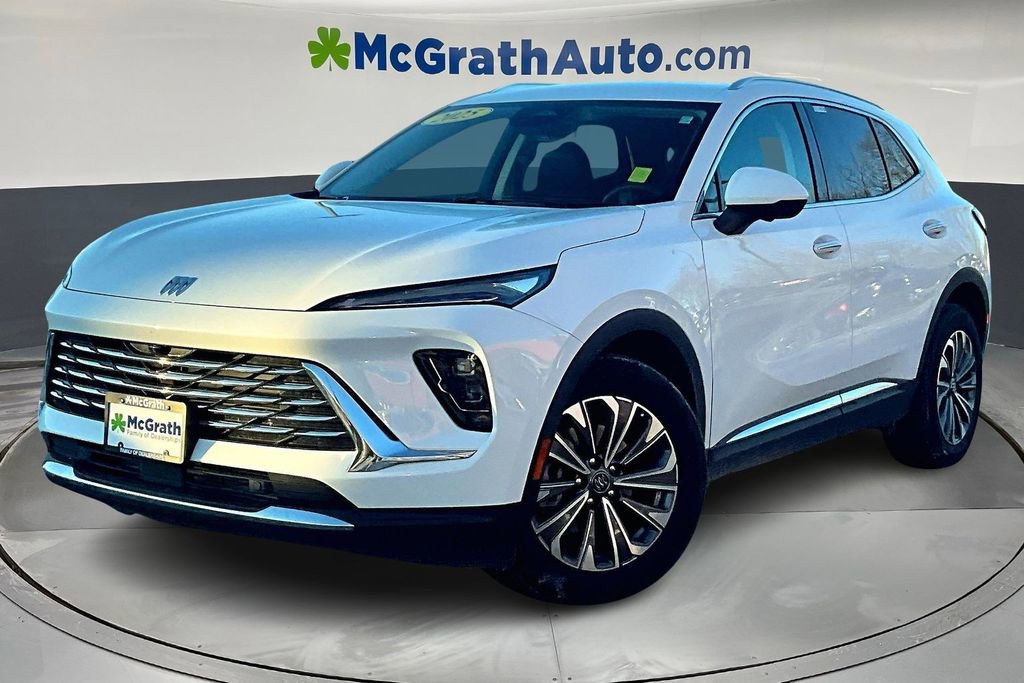 Certified 2025 Buick Envision Preferred image 3