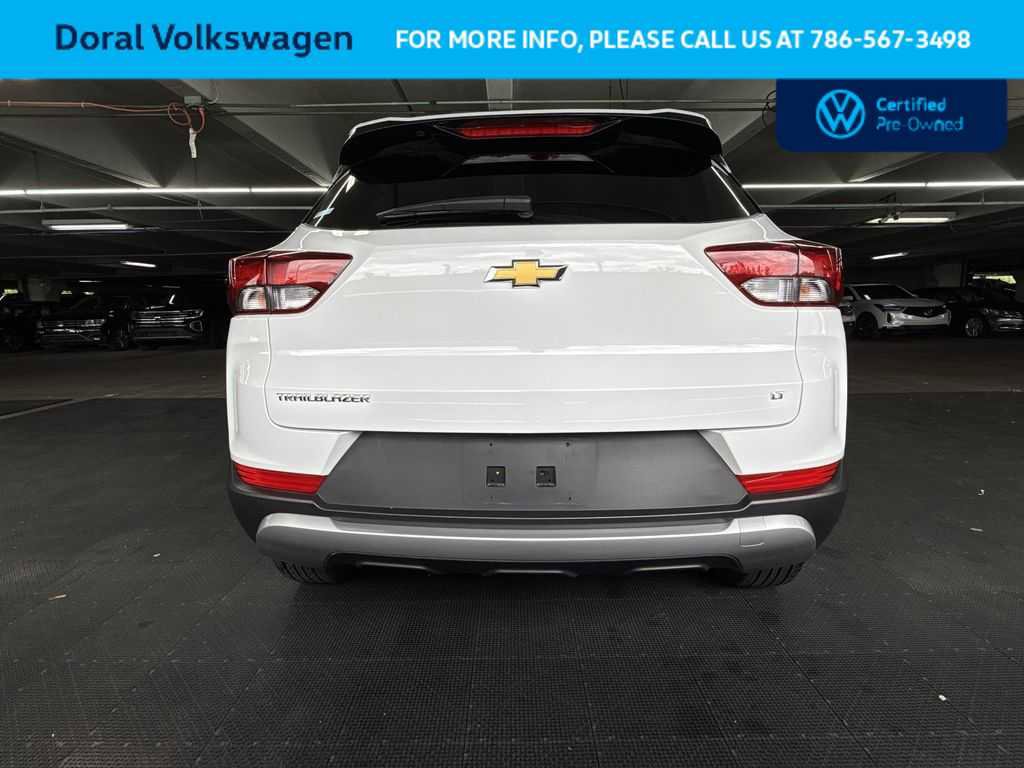 Used 2023 Chevrolet TrailBlazer LT FWD image 7