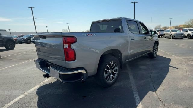 Used 2023 Chevrolet Silverado 1500 LT AWD/4WD image 8