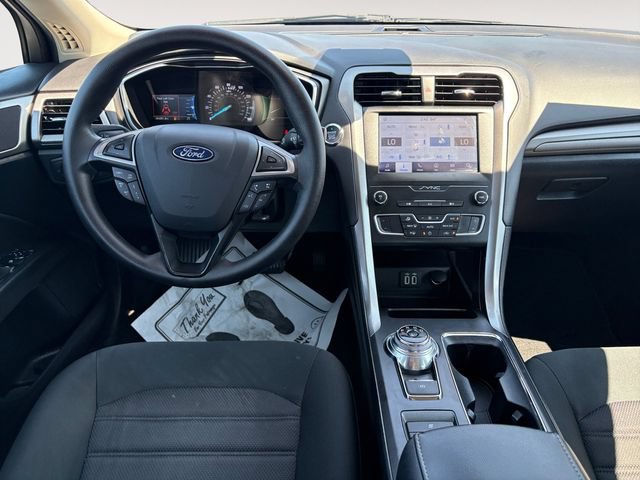 Used 2020 Ford Fusion SE FWD image 10