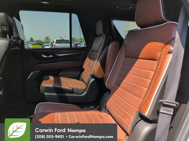 Used 2023 GMC Yukon Denali Ultimate AWD/4WD image 26