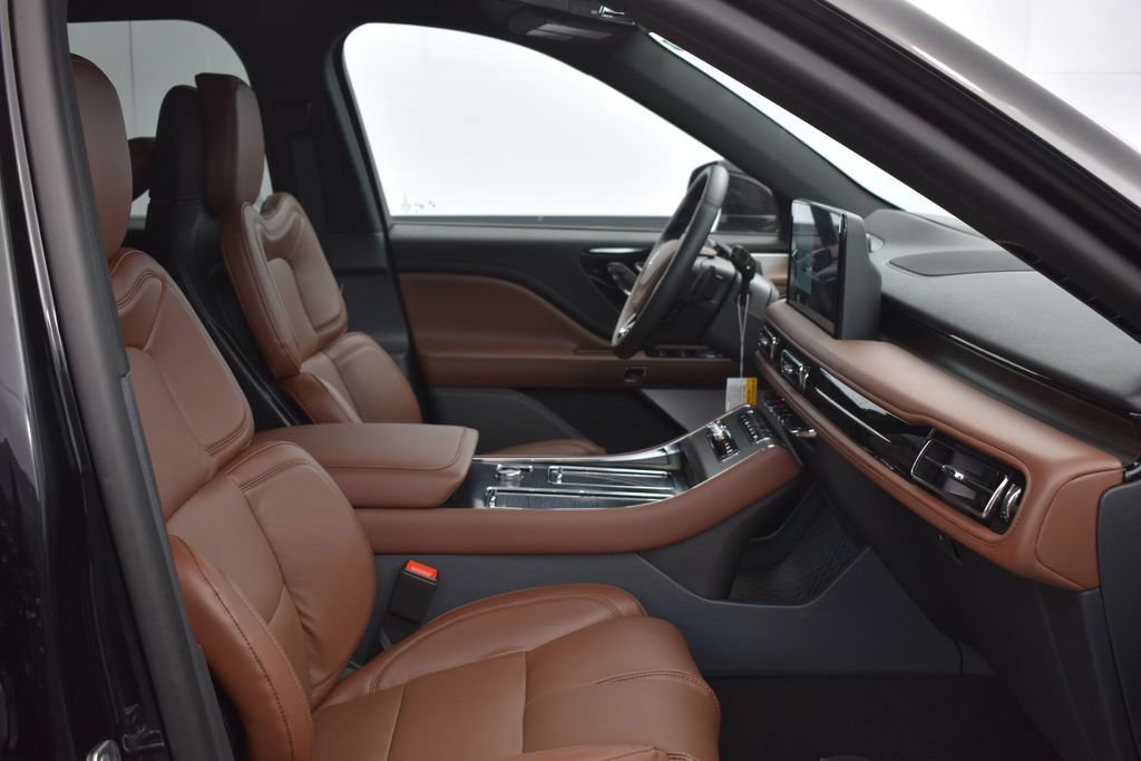 New 2026 Lincoln Aviator Reserve AWD/4WD image 8