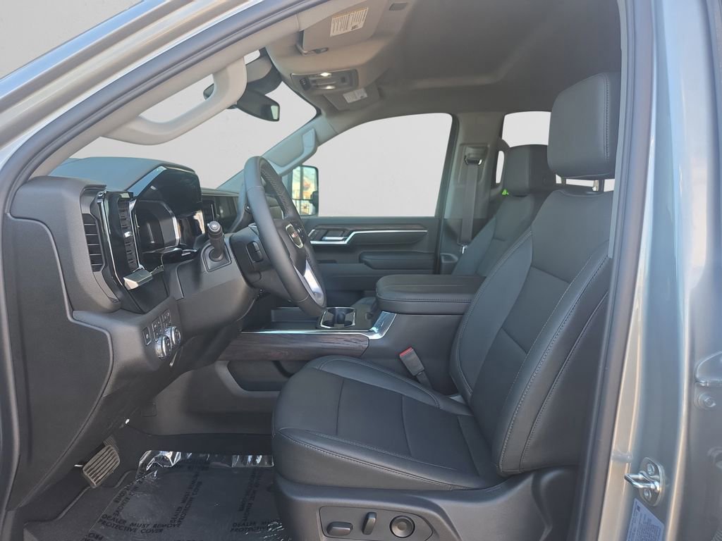 New 2026 GMC Sierra 3500 SLT w/ SLT Premium Package image 10