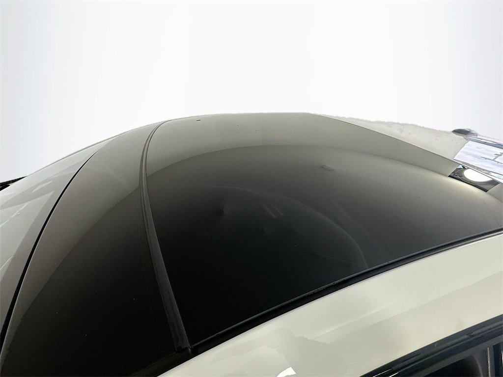 Used 2017 Volkswagen CC R-Line Executive image 21