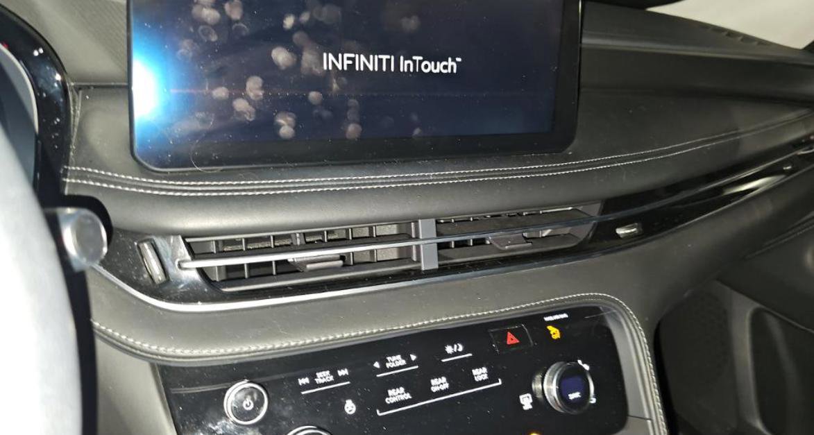 Certified 2023 INFINITI QX60 Luxe w/ Cargo Package image 12