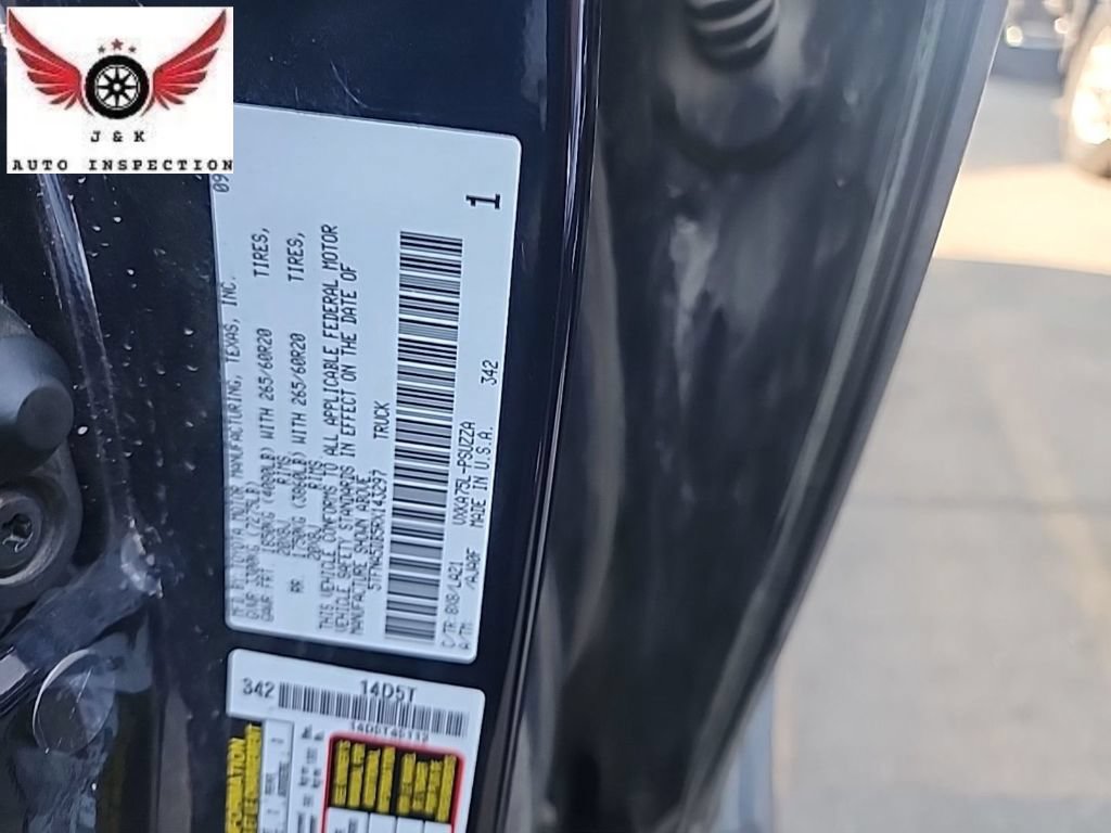Used 2024 Toyota Tundra Platinum AWD/4WD image 33