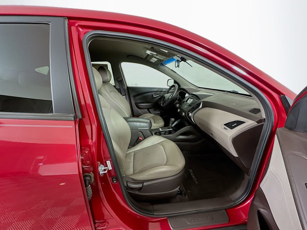 Used 2015 Hyundai Tucson GLS w/ Option Group 02 image 26