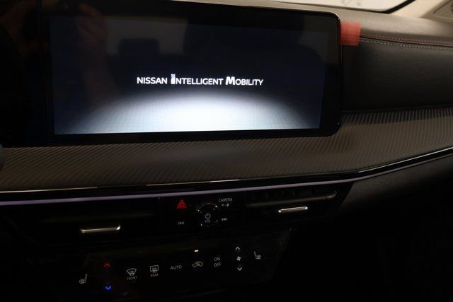 New 2025 Nissan Kicks SR w/ SR Premium Package image 16