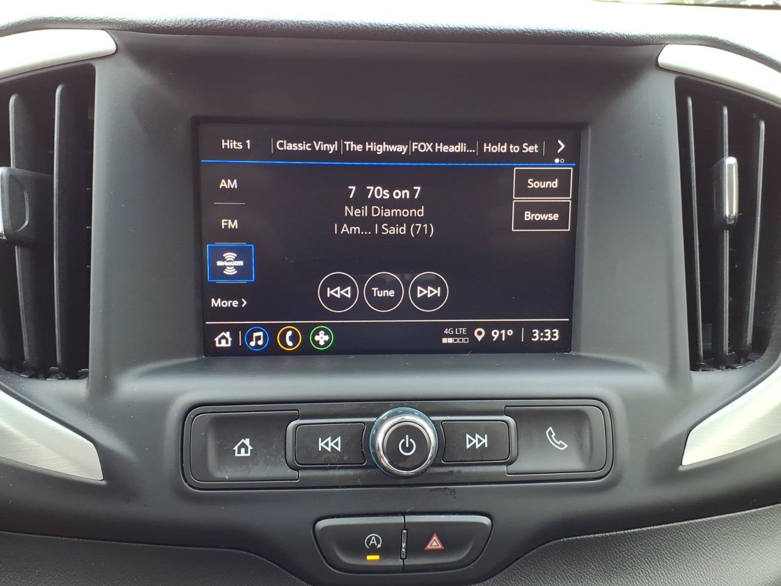 Used 2024 GMC Terrain SLE AWD/4WD image 17
