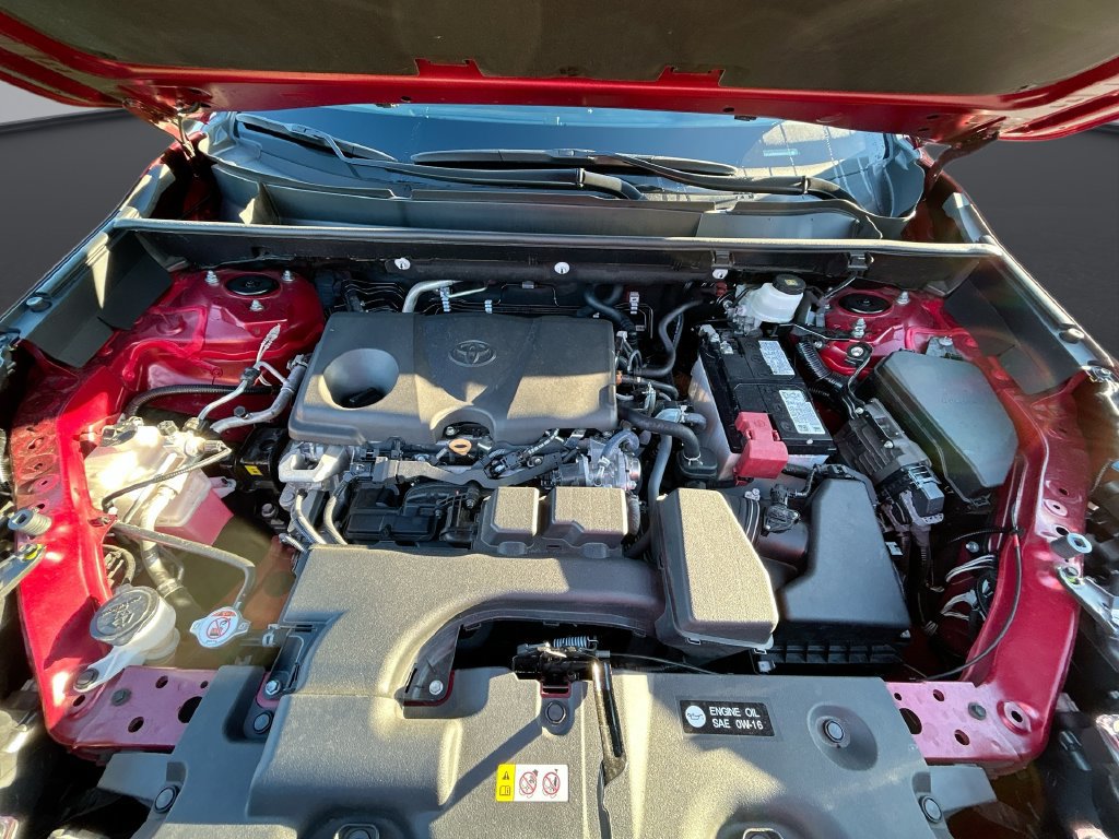 Used 2025 Toyota RAV4 XLE w/ Convenience Package FWD image 34