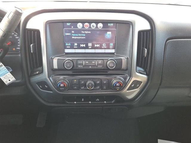 Used 2018 Chevrolet Silverado 1500 LT w/ All Star Edition AWD/4WD image 25