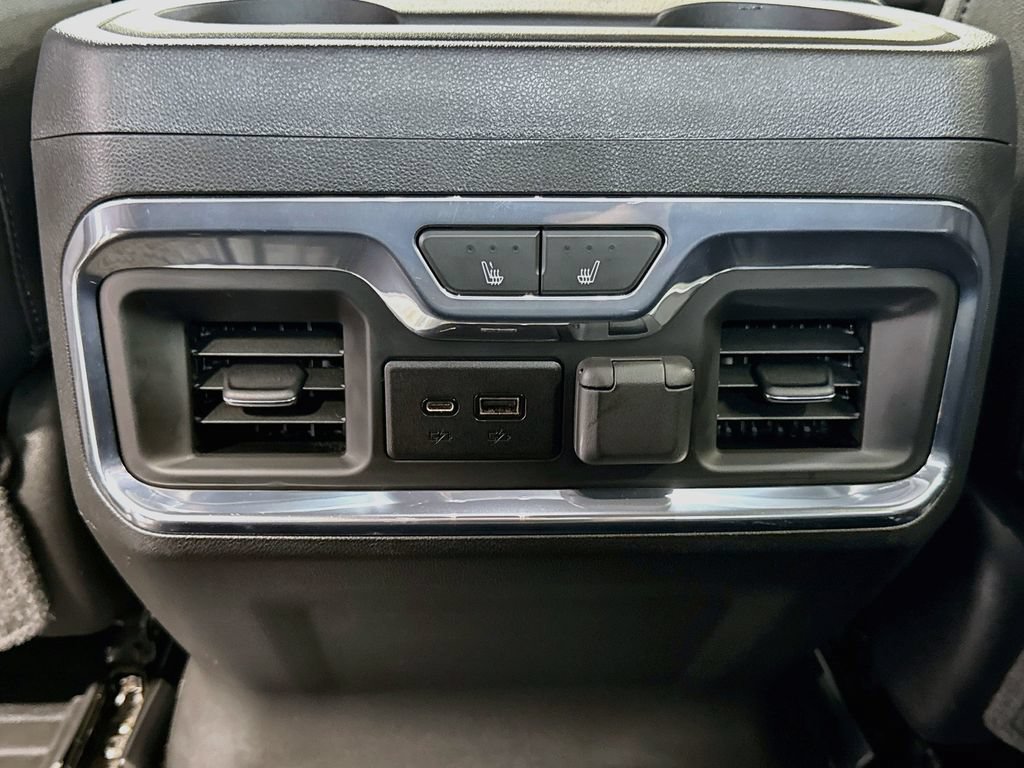 Used 2021 GMC Sierra 1500 AT4 w/ AT4 Preferred Package AWD/4WD image 27