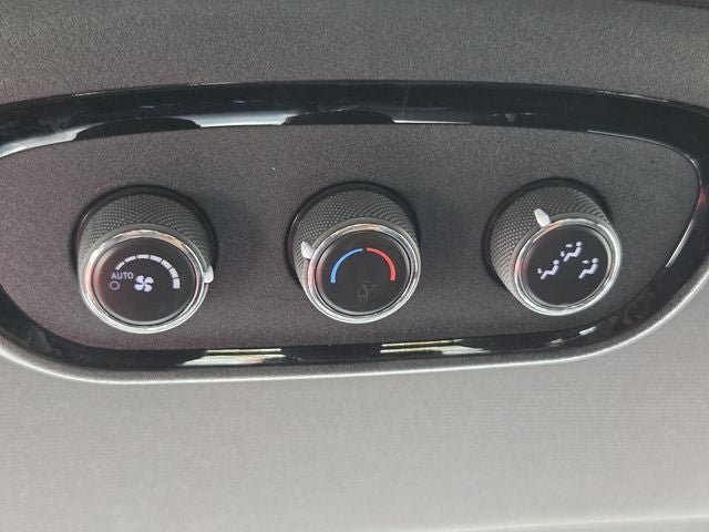 Used 2024 Dodge Durango GT AWD/4WD image 17