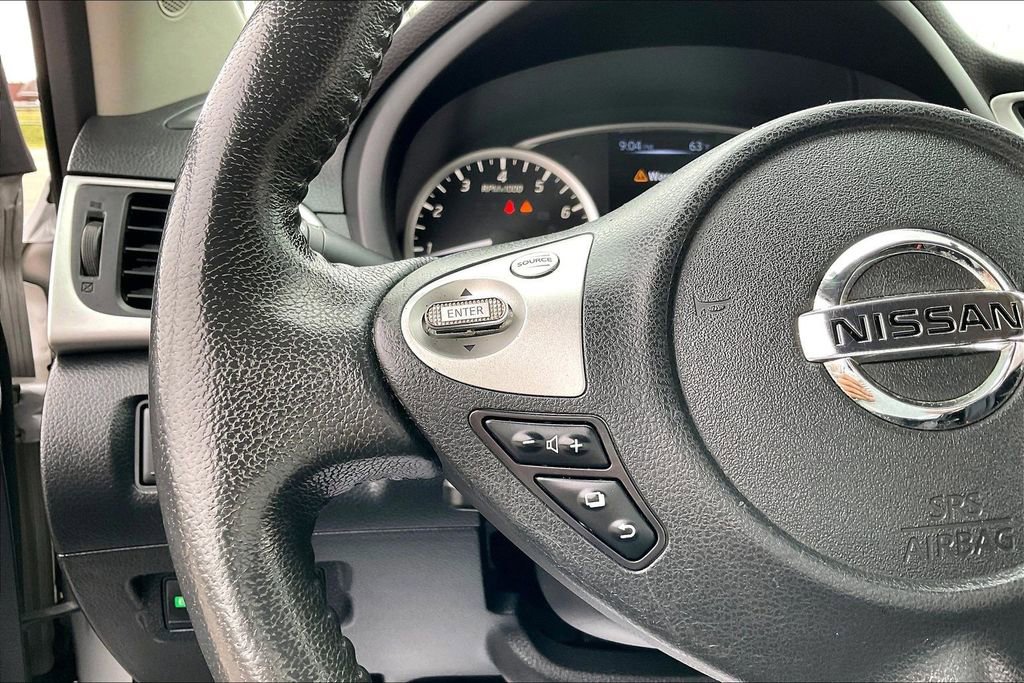 Used 2016 Nissan Sentra SV image 13
