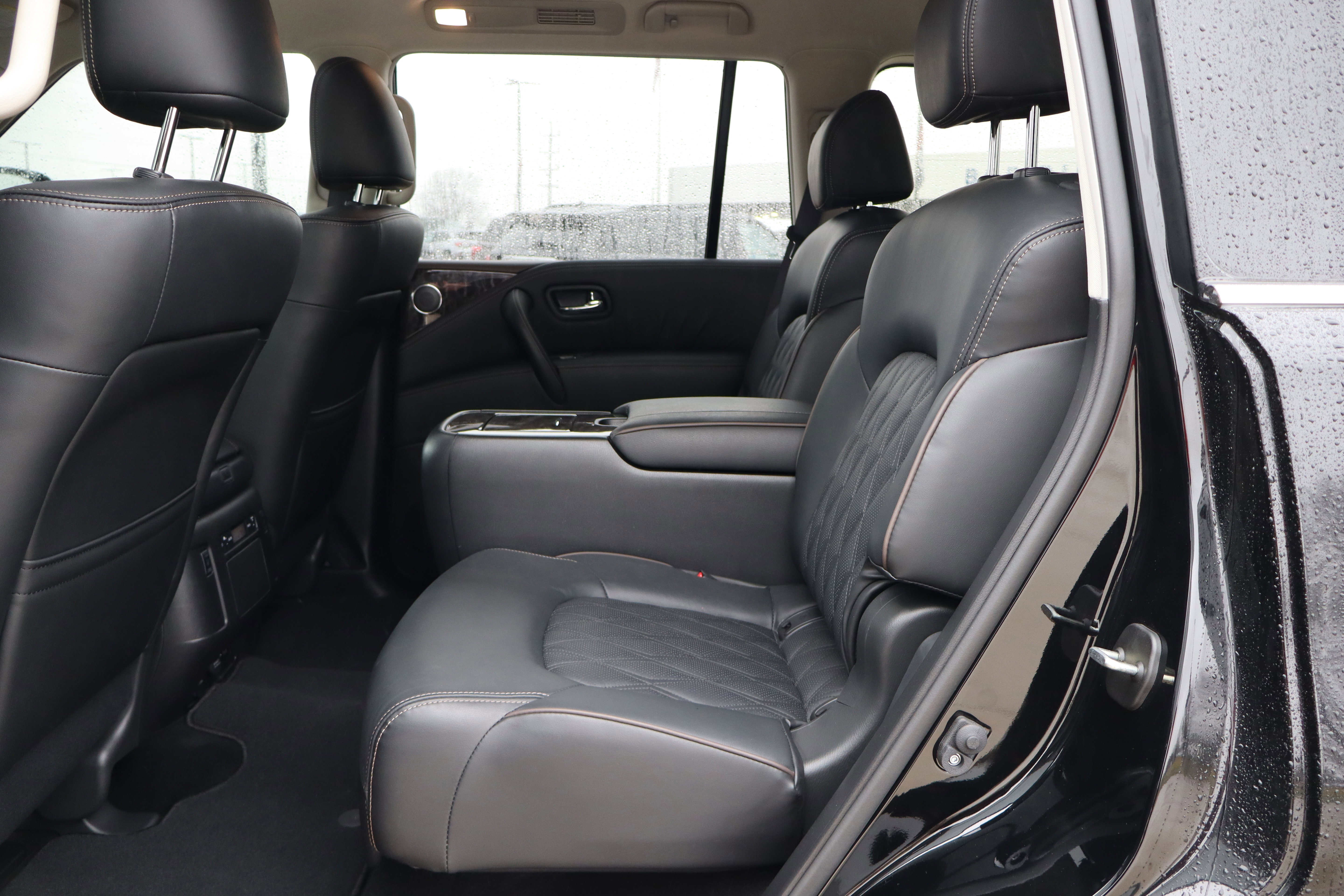 Used 2024 Nissan Armada Platinum w/ Captain's Chairs Package image 11
