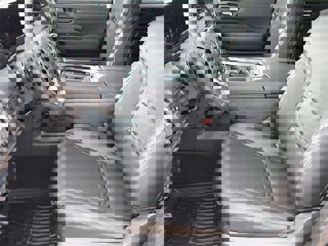 New 2026 Nissan Armada SV image 20