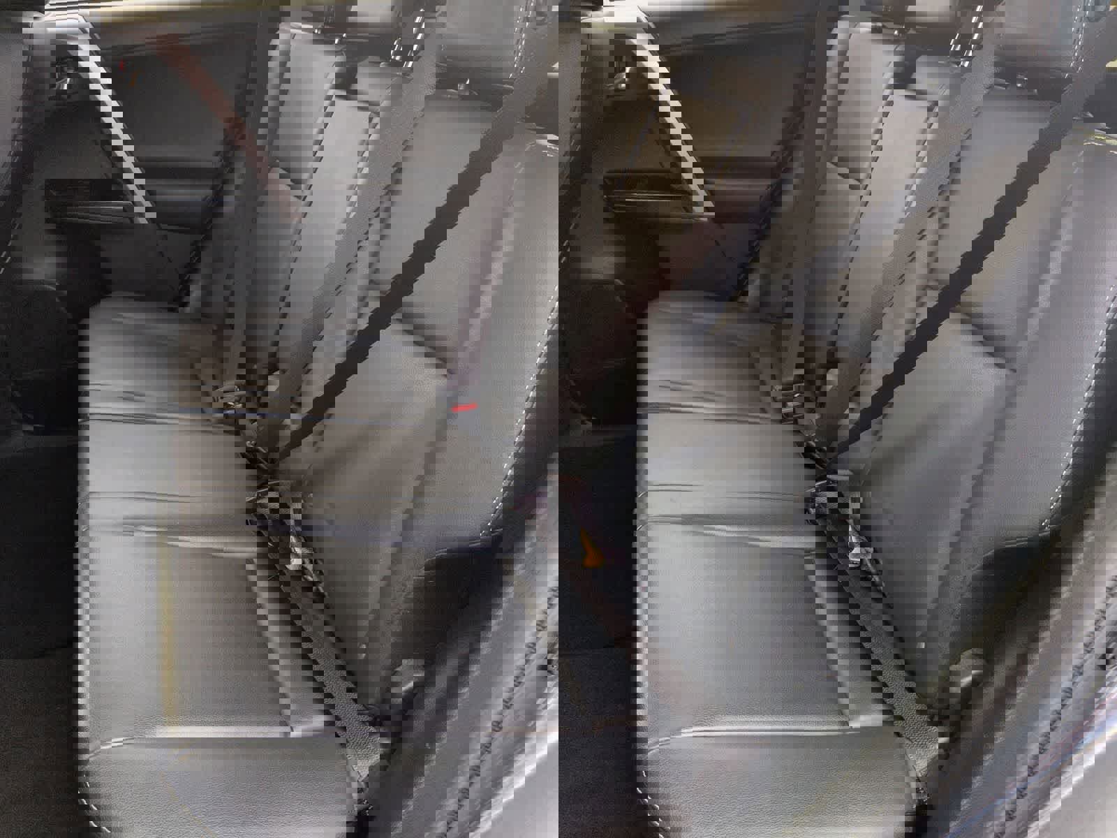 Used 2016 Toyota RAV4 Limited image 19