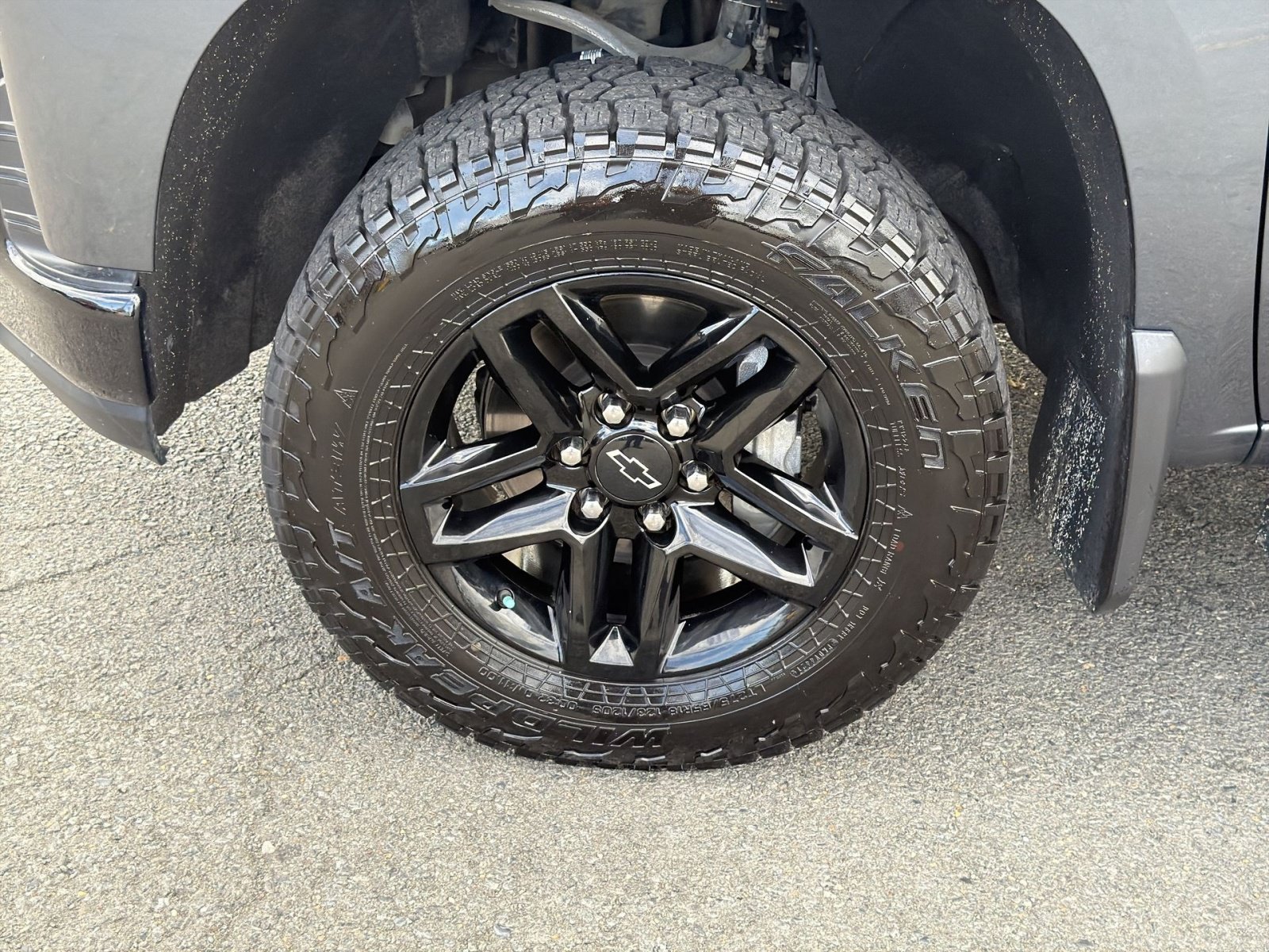 Used 2022 Chevrolet Silverado 1500 LT Trail Boss w/ Convenience Package II AWD/4WD image 12