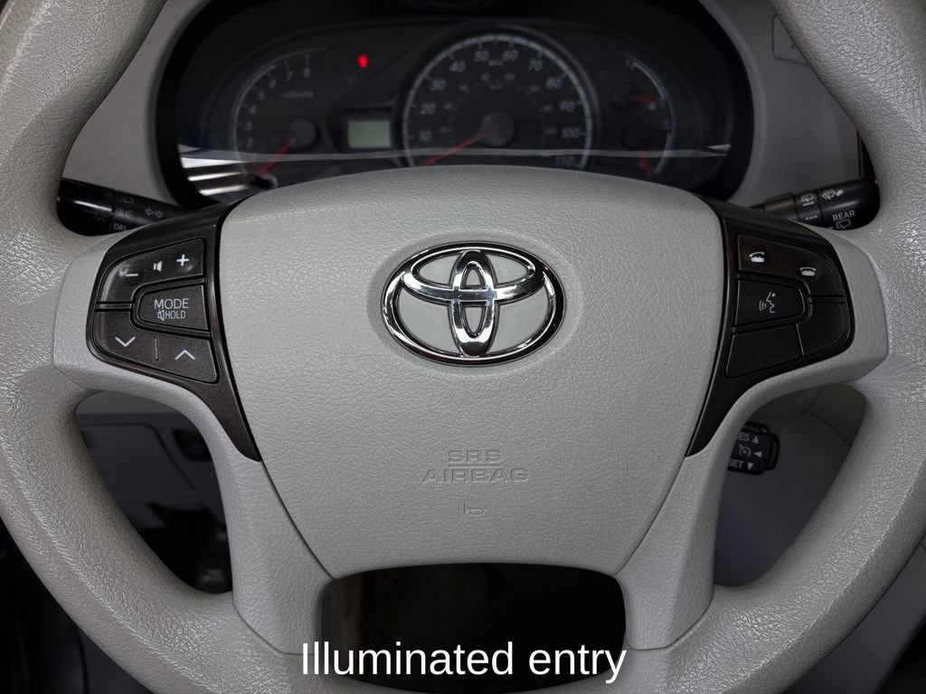 Used 2011 Toyota Sienna LE w/ Towing Pkg FWD image 15
