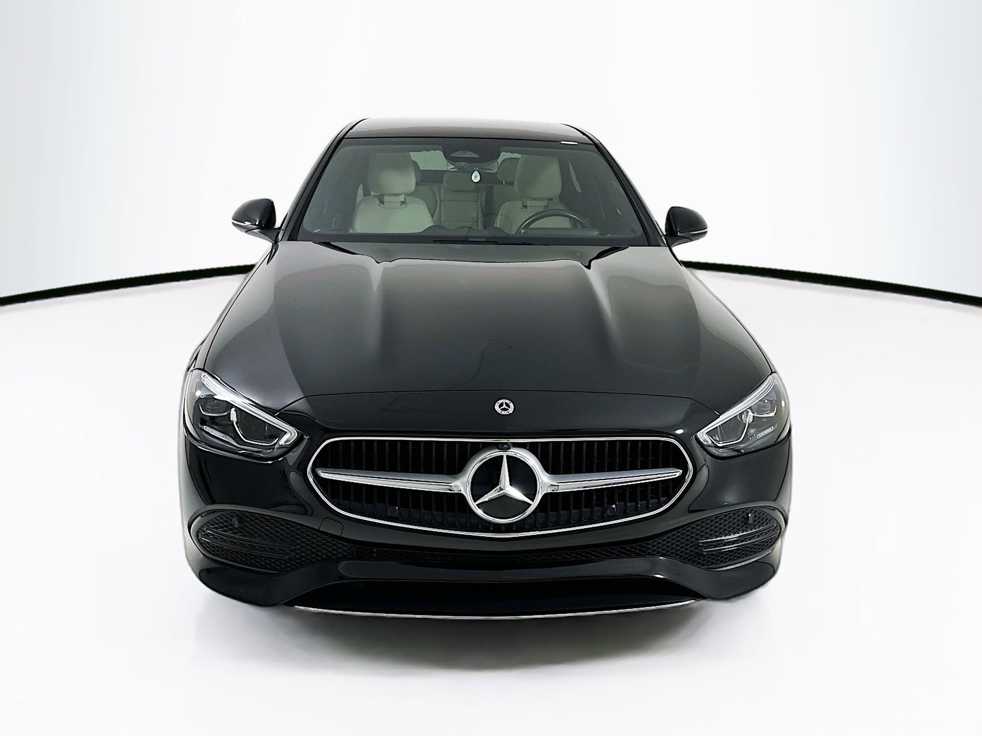 Used 2023 Mercedes-Benz C 300 Sedan image 2