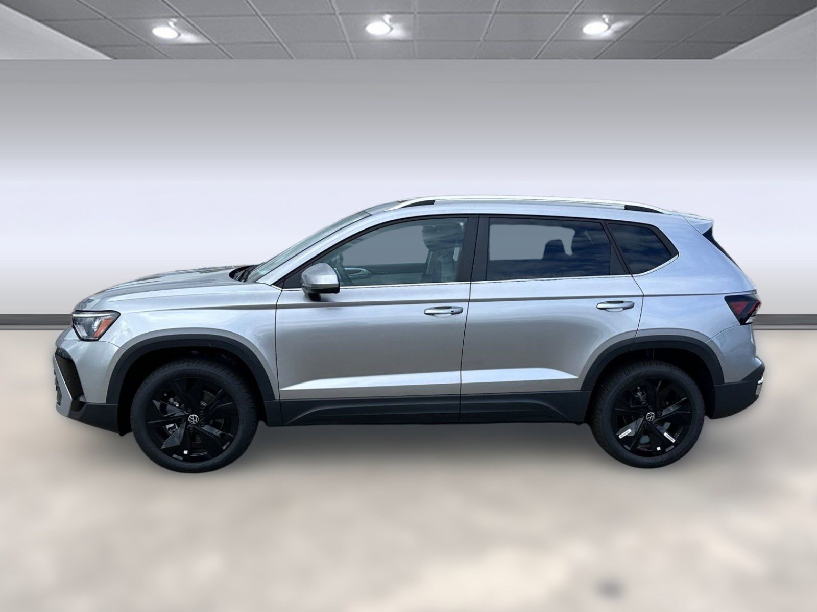 New 2026 Volkswagen Taos SE image 2