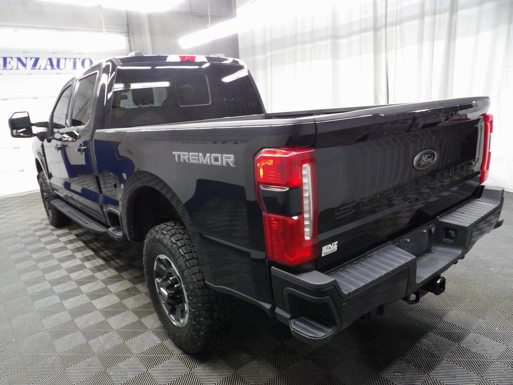 Used 2023 Ford F250 Lariat w/ Lariat Ultimate Package image 5