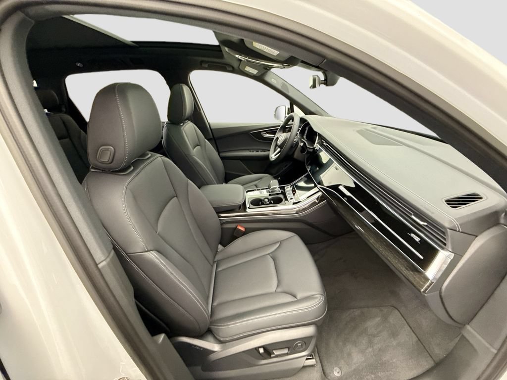Used 2026 Audi Q7 3.0T Premium Plus w/ Premium Plus Package AWD/4WD image 19