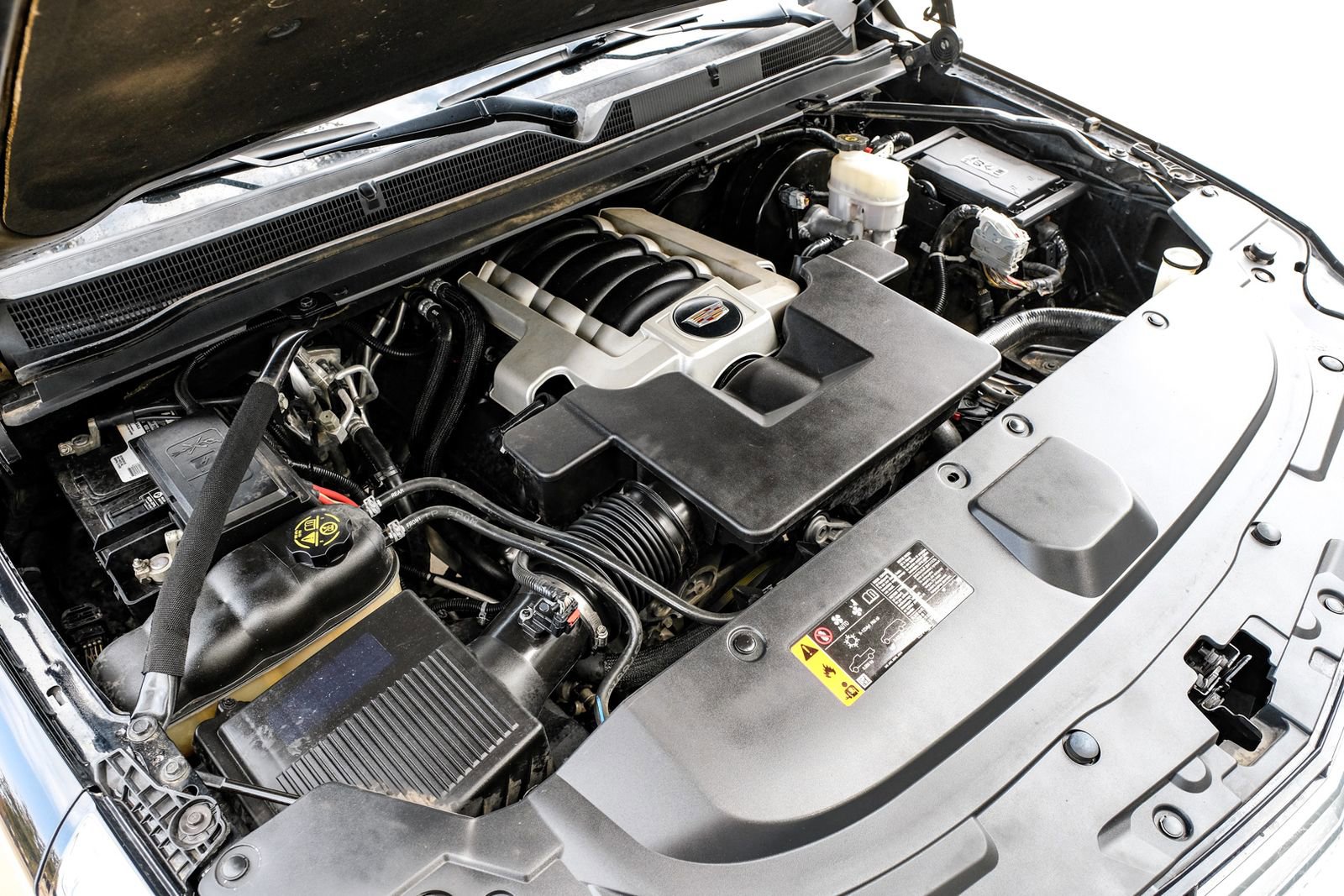 Used 2019 Cadillac Escalade ESV Platinum image 45