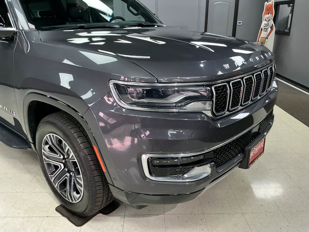 Used 2024 Jeep Wagoneer L Series II w/ Flexible Seating Group AWD/4WD image 36