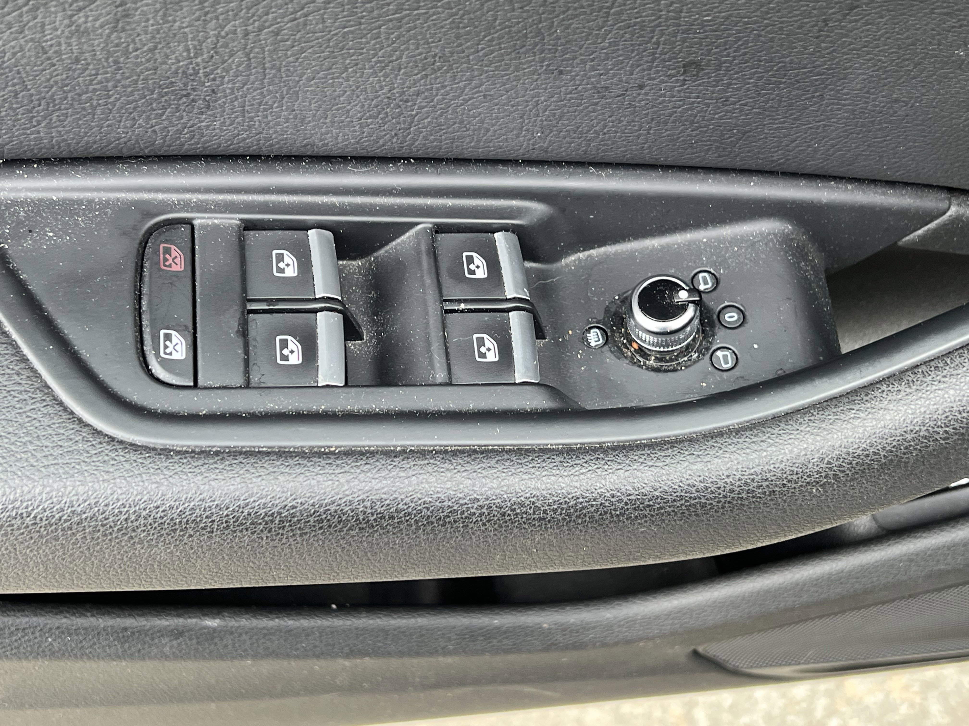 Used 2019 Audi A4 2.0T Premium FWD image 15