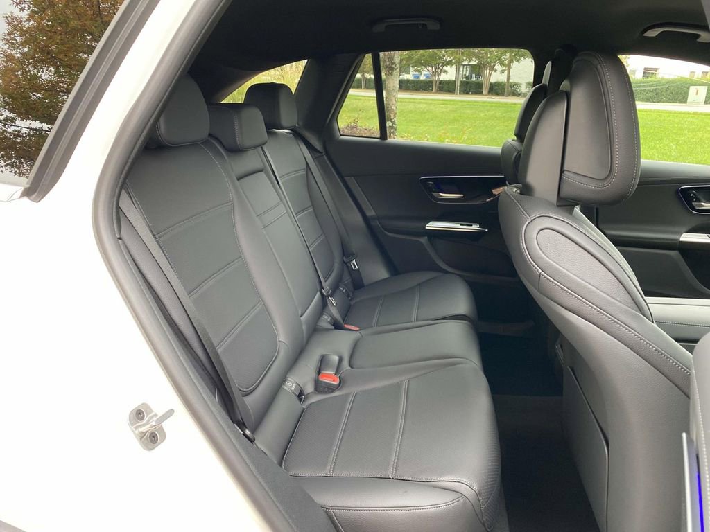Certified 2025 Mercedes-Benz GLC 300 4MATIC image 15