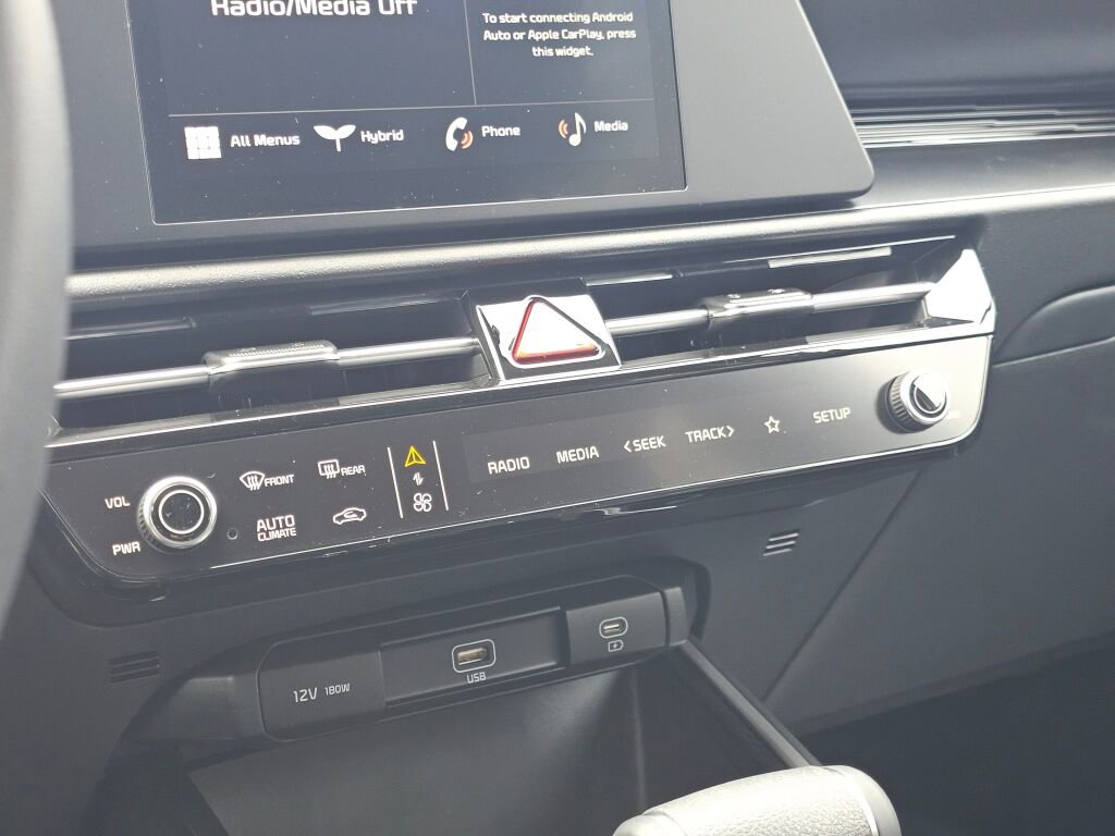 New 2026 Kia Niro LX FWD image 16