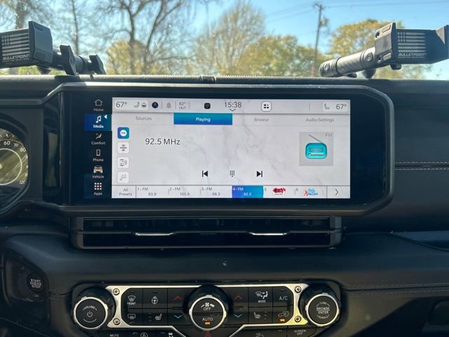 Used 2025 Jeep Gladiator Sport image 18