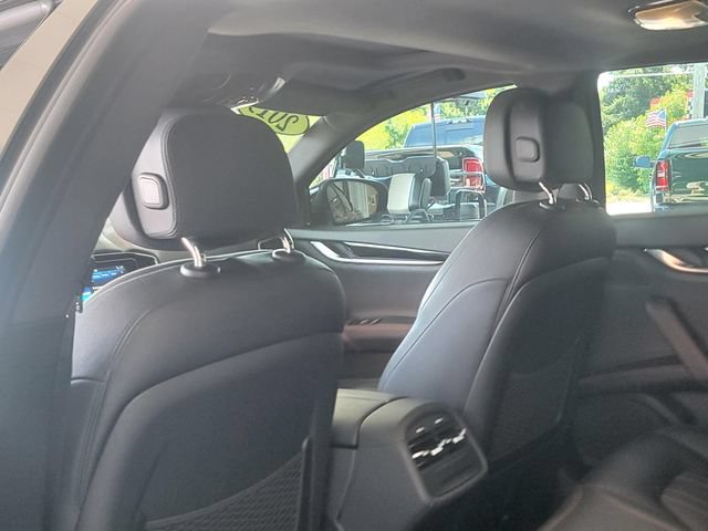 Used 2019 Maserati Ghibli RWD image 12
